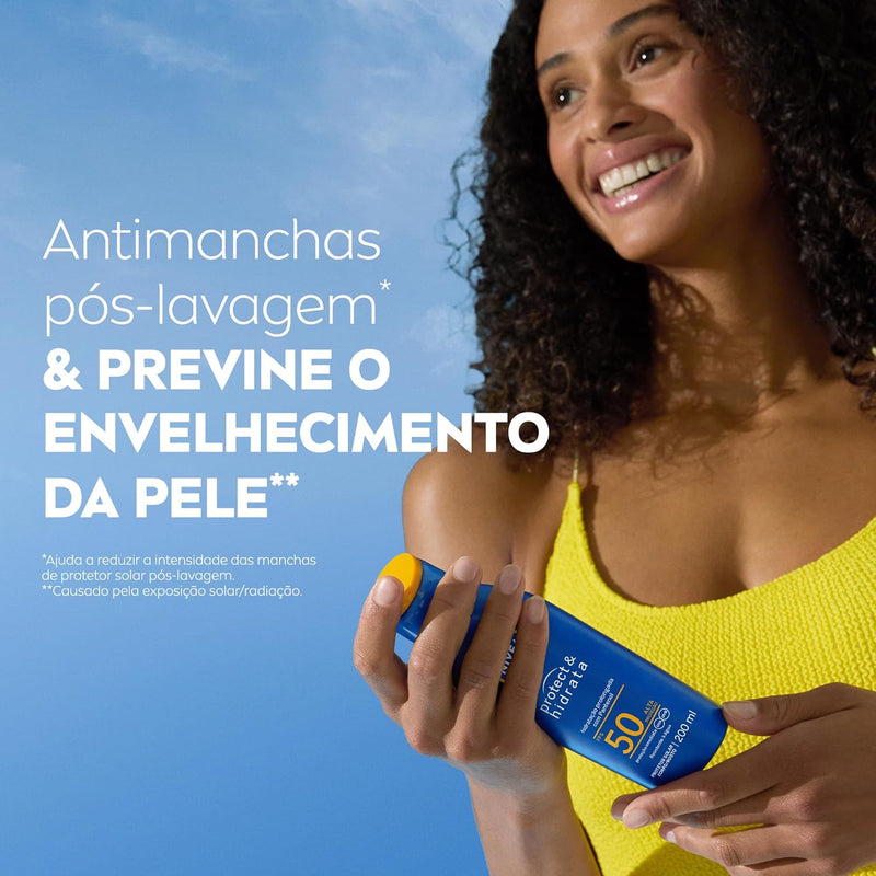 NIVEA SUN Protetor Solar Protect & Hidrata FPS 50 200ml - Com toque seco, rápida absorção e resistente à água, esse protetor solar oferece altíssima proteção ao sol e promove hidratação à pele